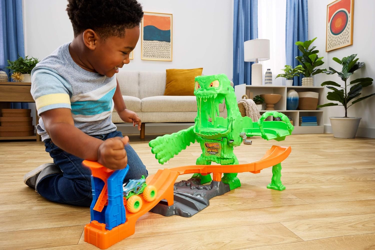 MONSTER TRUCKS PISTA MONSTRUO MUTANTE JMK90